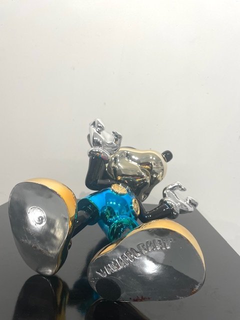 Van Apple - World Love - Mickey Blue #4.3