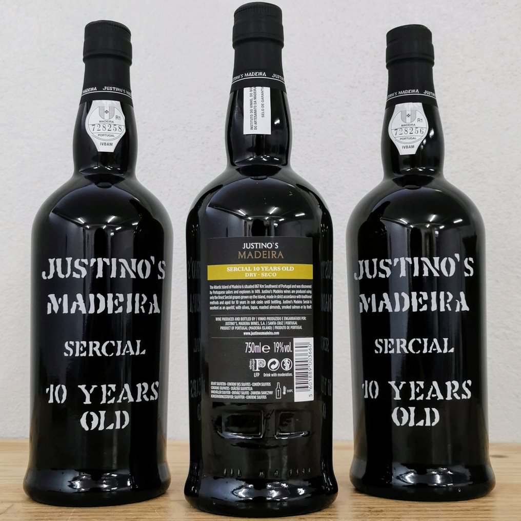 Justino's 10 Years Old Sercial - Madeira - 3 Bottles (0.75L) #3.2