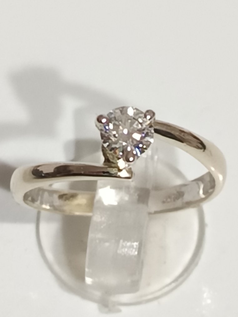 Ring - 18 karaat Witgoud -  0.35ct. tw. Diamant (Natuurlijk)  #1.0