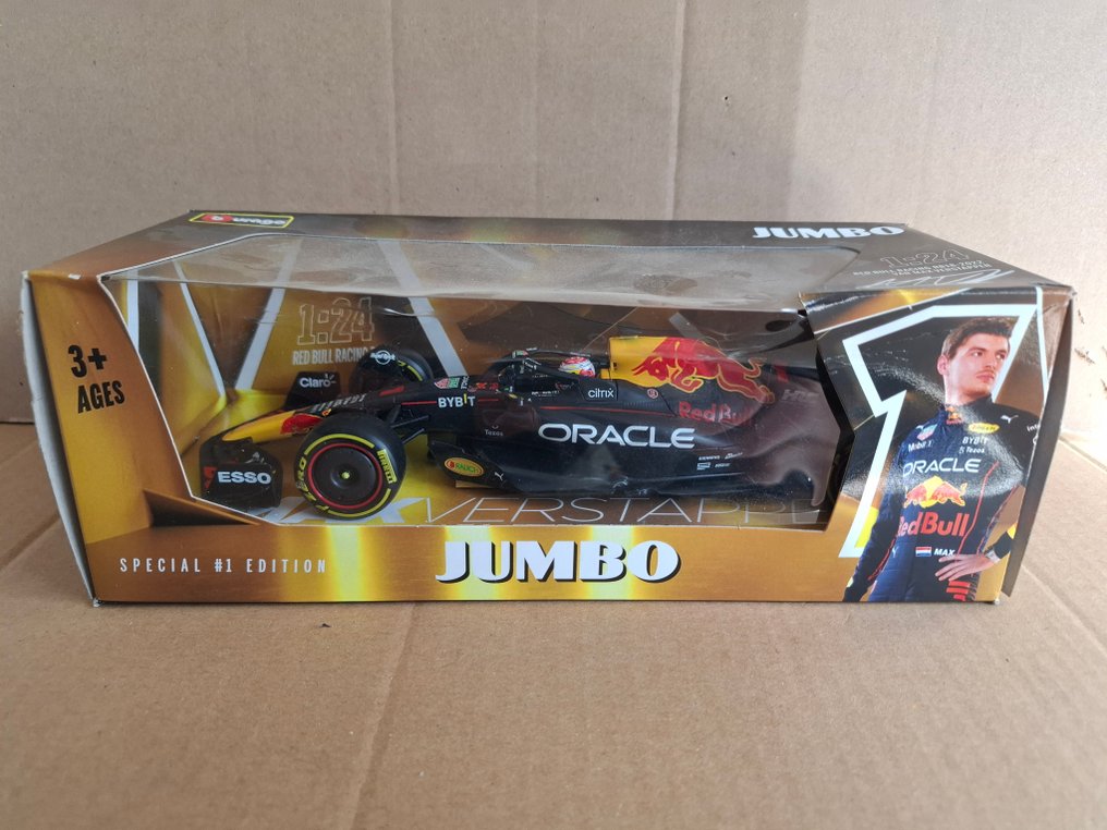 Bburago 1:24 - Model car  (4) - Red Bull Racing RB15/RB18/RB19 - Max Verstappen - nieuw in ovp - 2019/2022/2023 - Riders card with printed signature #3.2