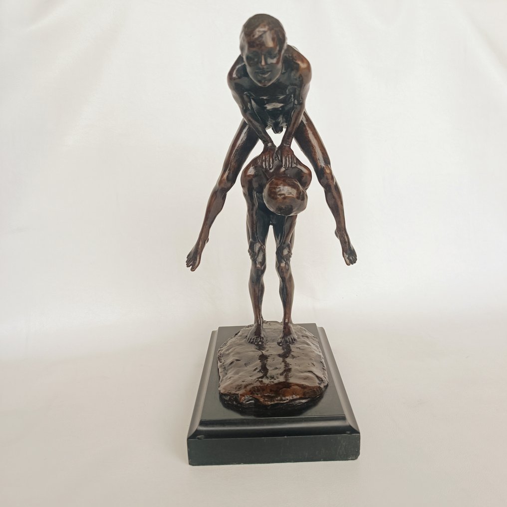 Arthur George Walker (1861 -1939) - Sculpture, The Leapfroggers - 30 cm - Patinated bronze - 1918 #1.0