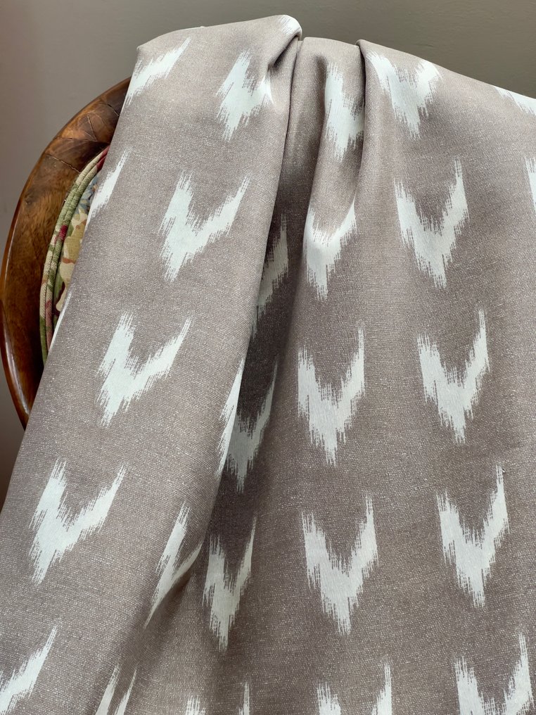 Dobbel bredde. Eksklusivt etnisk ikat-mønster for dekorasjon og tapetsering. - Tekstil - 300 cm - 280 cm #2.1