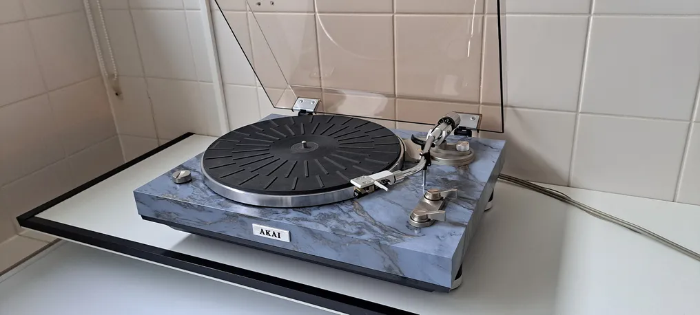 Akai - AP-100 Turntable #1.1