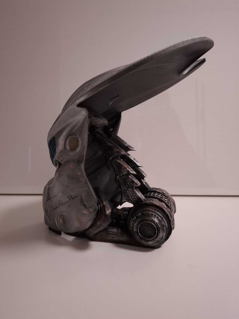 Predator - Mask with stand - 1:1 Scale - Hand painted #4.3