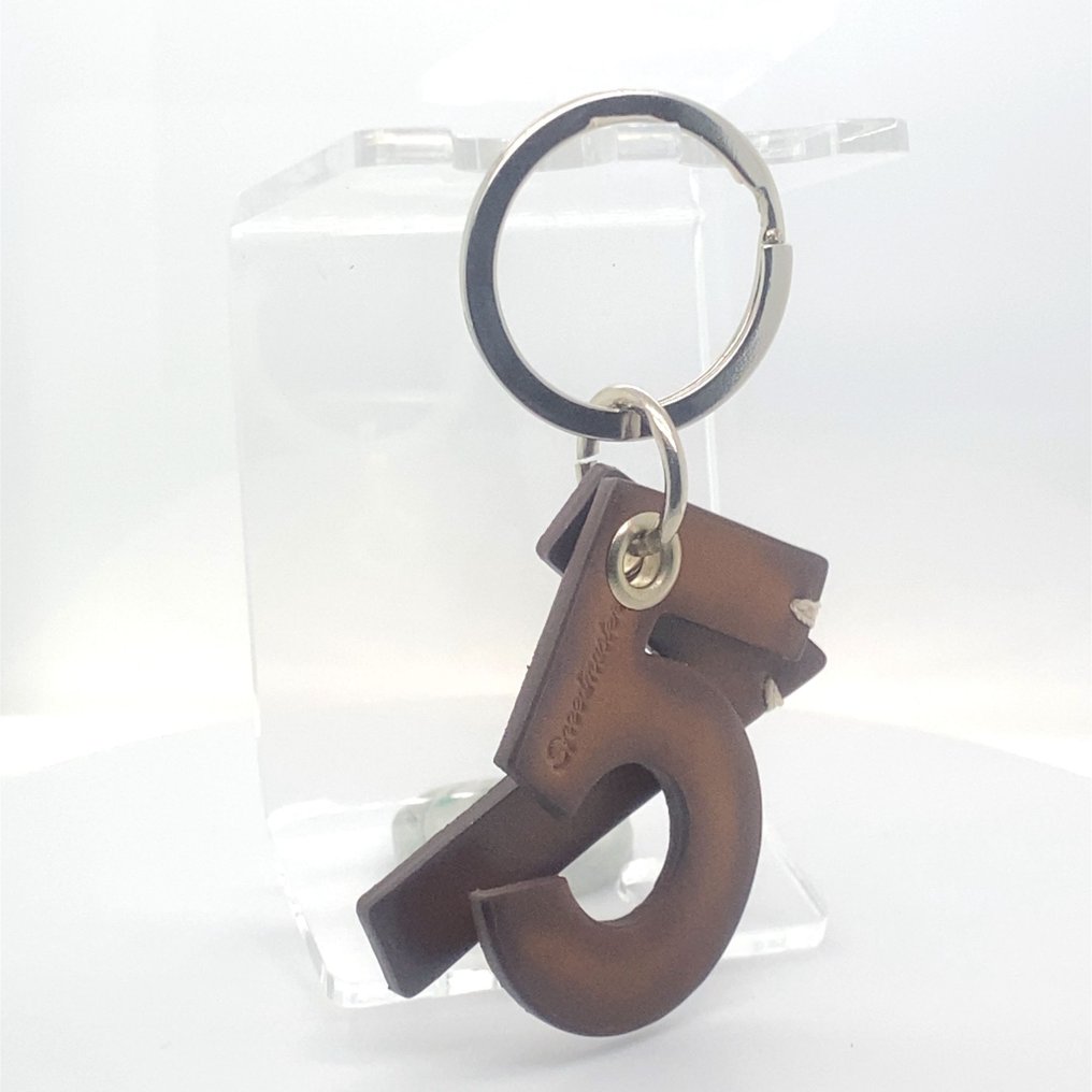 Omega - Omega Keyring Speedmaster 57 Concessionnaire 2025 Key Ring * No Reserve Price * - Schlüsselring #3.2