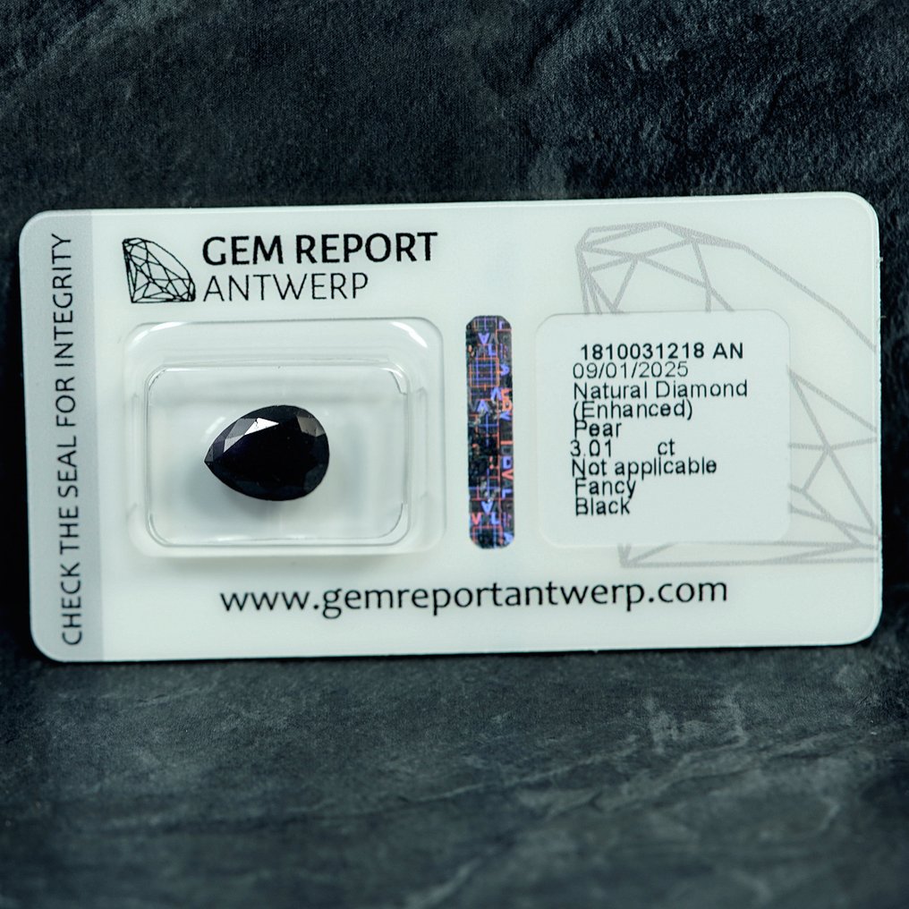 1 pcs Diamant  (Farvebehandlet)  - 3.01 ct - Ikke specificeret i laboratorierapporten - Gem Report Antwerp (GRA) #1.0