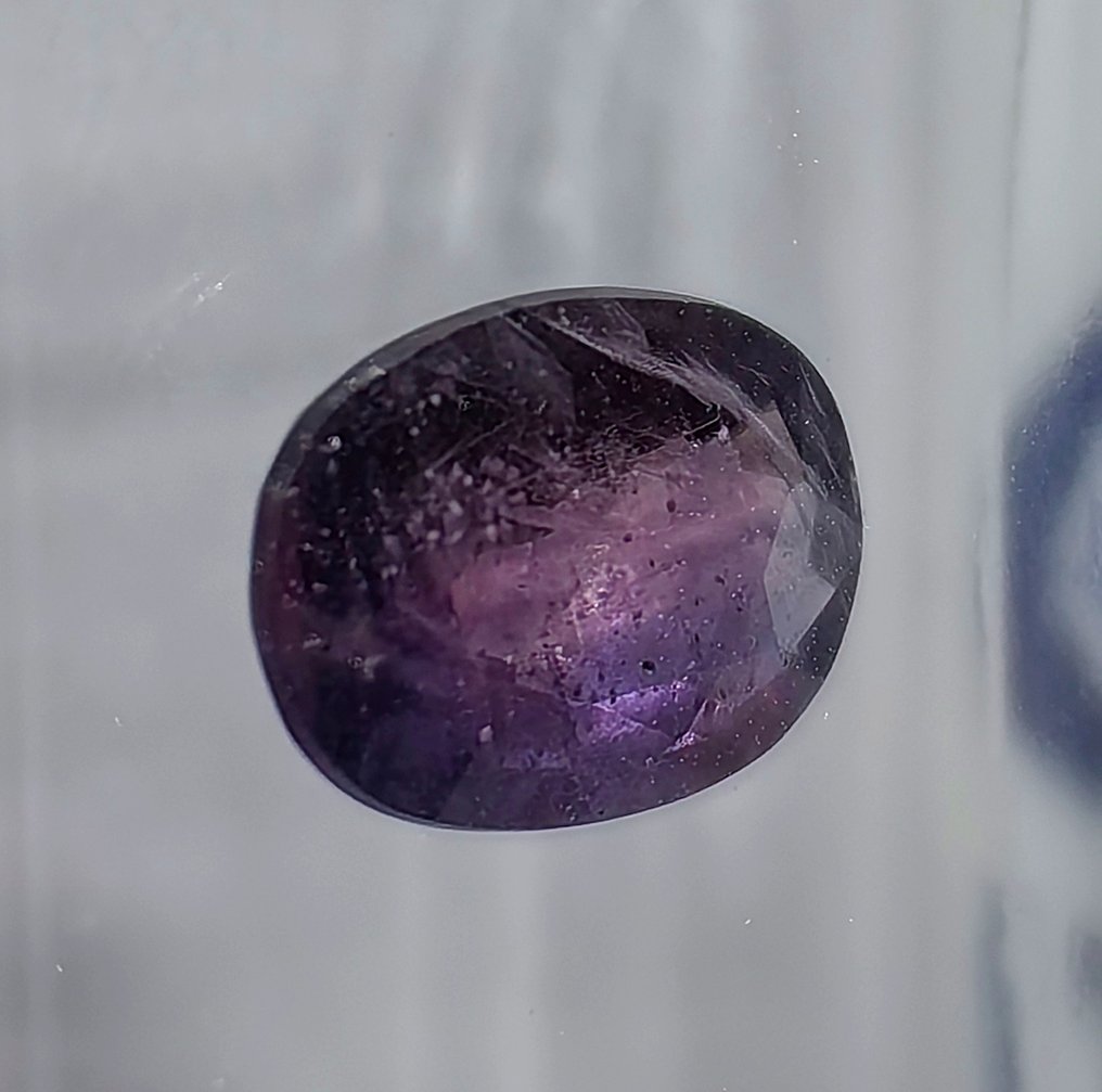 Purple Sapphire  - 1.35 ct - Antwerp Laboratory for Gemstone Testing (ALGT) #3.2