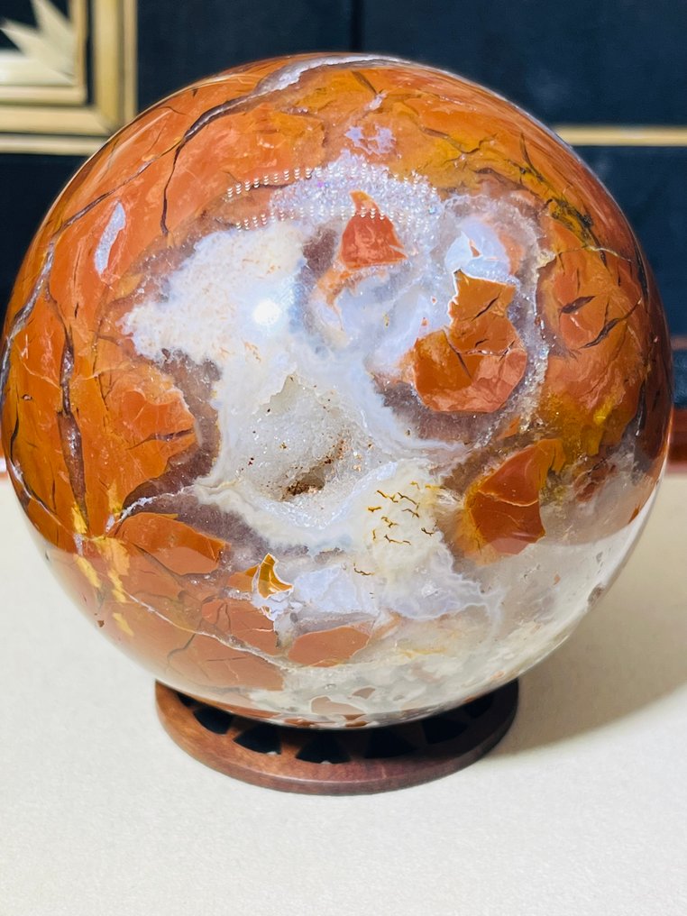 Rare Indian Agate Sphere – Striking red-brown patterns with white crystallization and druzy Natural - Ø 83mm- 796 g - (1) #1.0