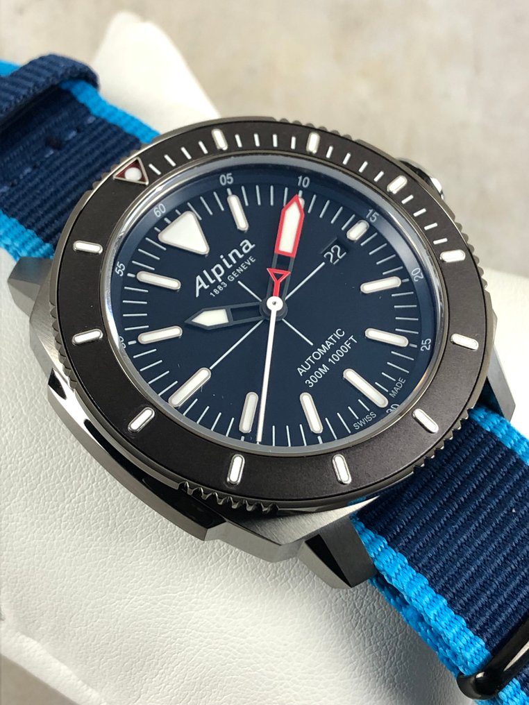 Alpina - Seastrong Collection Diver Gyre Automatic - AL-525LNNG4TV6 - Men - 2020+  #1.0
