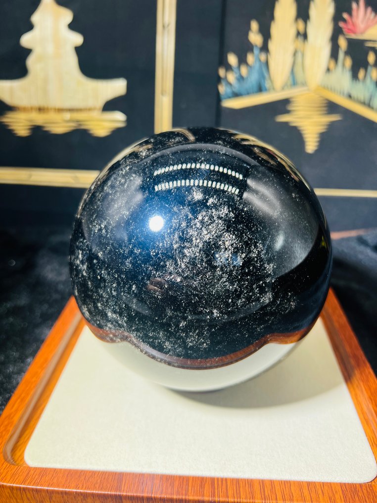 Golden Shimmer Obsidian Sphere – Striking Elegance with Celestial Radiance Ø 123mm- 2382 g - (1) #4.3