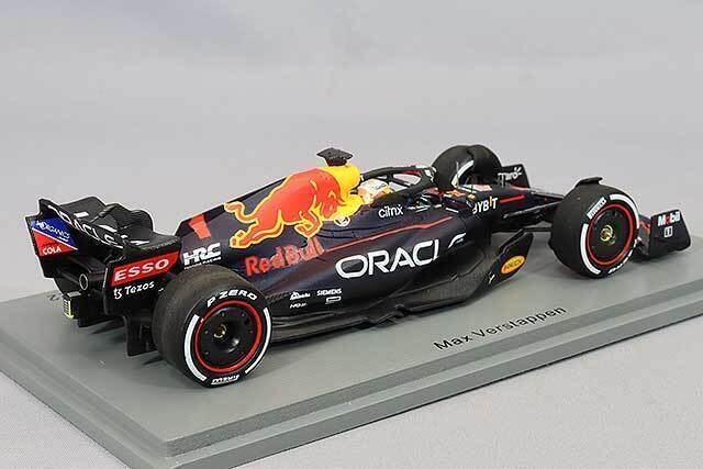Spark 1:43 - Pienoismalliauto - Oracle Red Bull Racing RB18 #1 Max Verstappen Winner Saudi Arabian GP 2022 - Harvinainen malli! #2.1