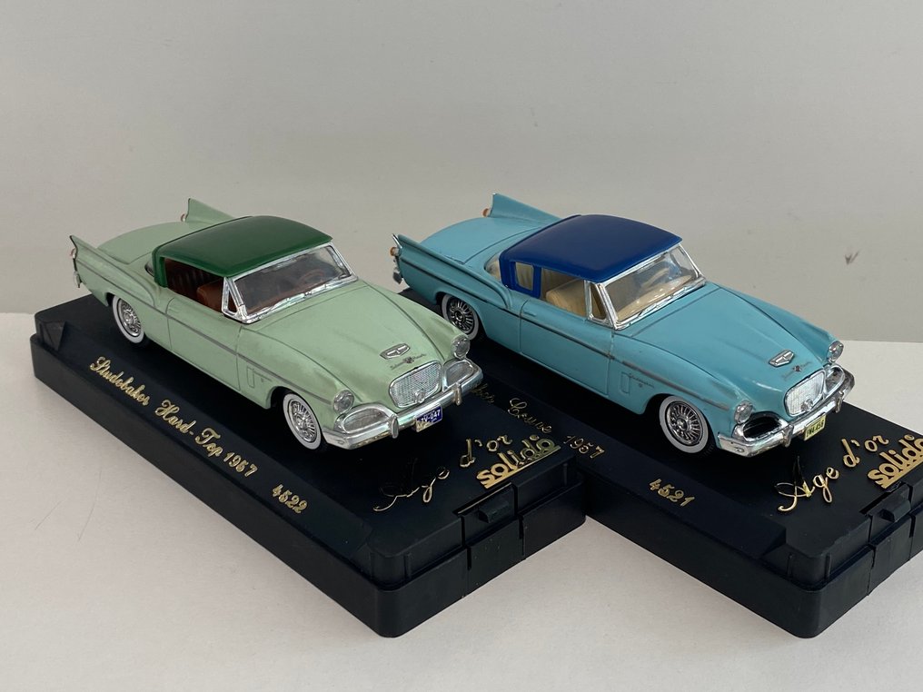 Solido 1:43 - Model car  (2) - Studebaker Hard-Top 1957 Ref 4522 + Studebaker Coupé 1957 Ref 4521 - Limited editions and sold out. #1.0