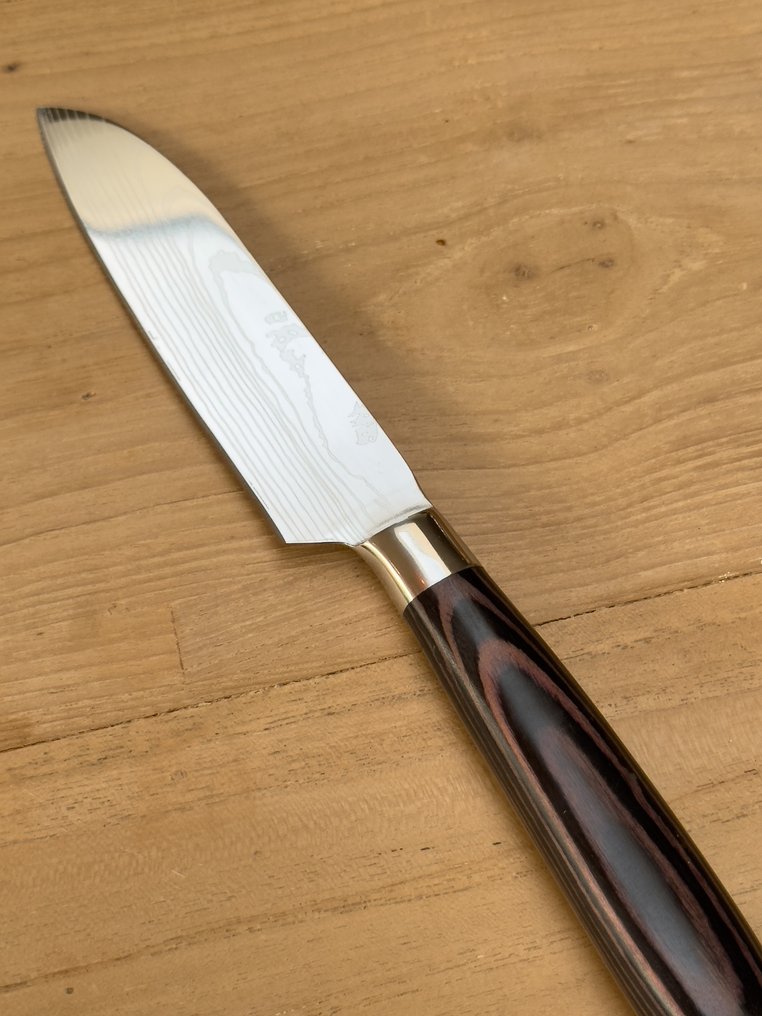 Μαχαίρι κουζίνας - Μαχαίρι κουζίνας -  Santoku - Ατσάλι με άνθρακα - Pakka Wood - Ιαπωνία #1.0