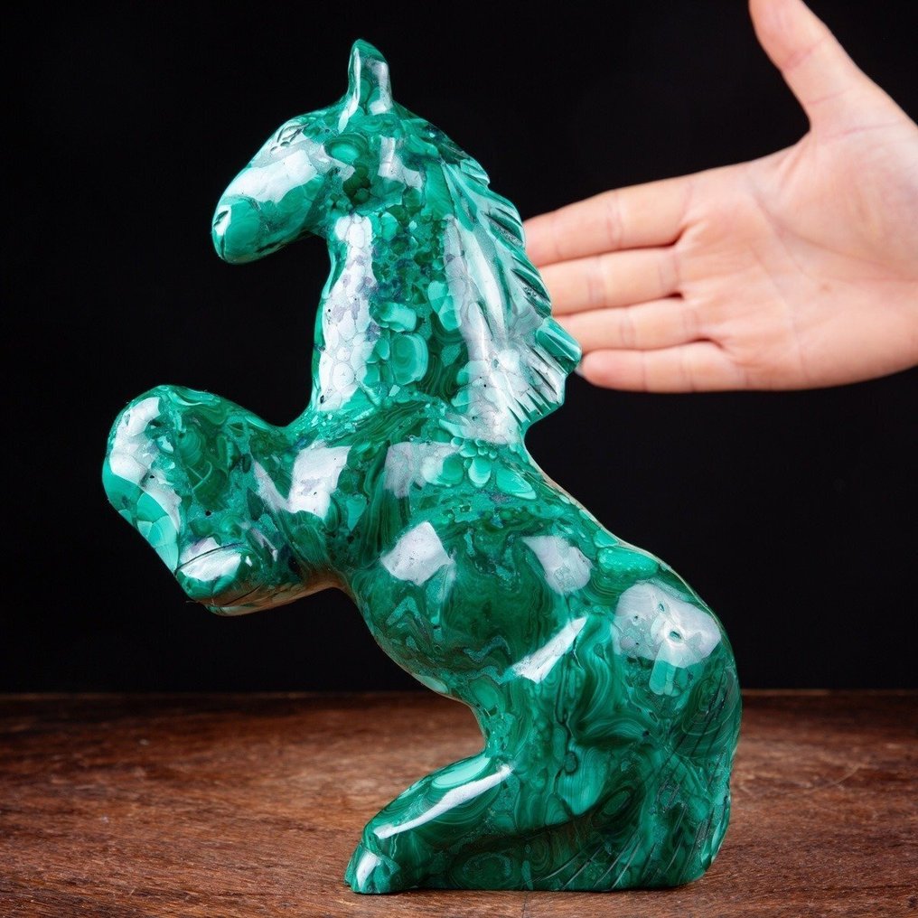 Exklusiv lyxskulptur - Malachite Horse - Underbart snidningsarbeten - Premium Quality Mineral - Höjd: 214 mm - Bredd: 159 mm- 1683 g #1.0