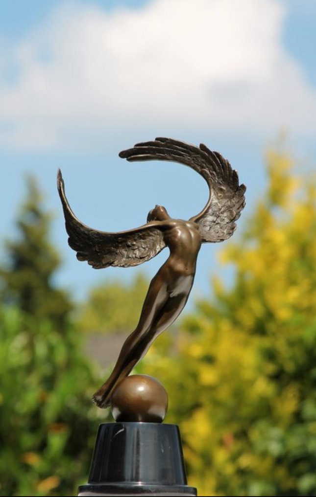 Statua, La victoire ailée - 38 cm - Bronzo dorato #3.2