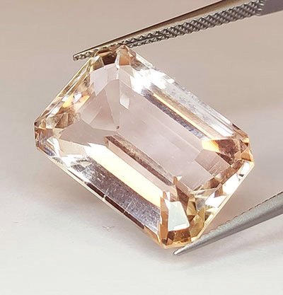 Rózsaszín Kunzit - 22.53 ct - Instituto Gemólogico Español (IGE) #4.3