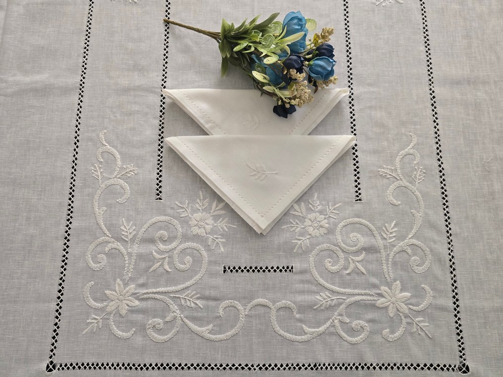Tovaglia ricamata a mano in misto lino 12 posti tablecloth handmade - Tablecloth - 270 cm - 175 cm #2.1