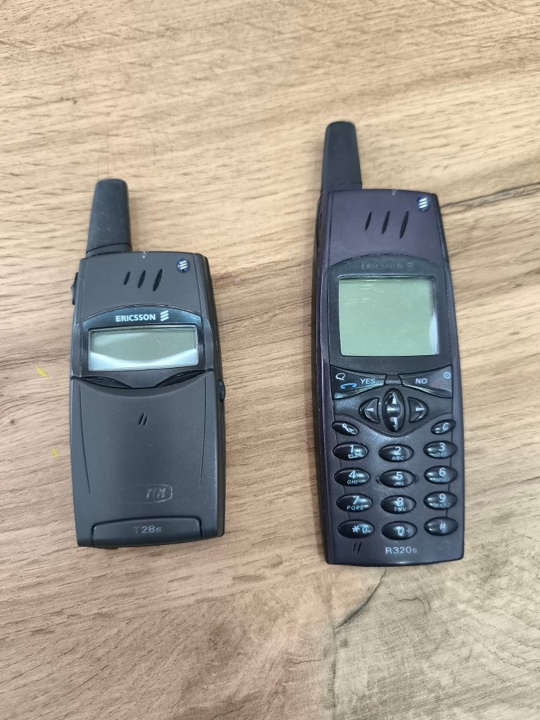 Ericsson T28s. R320s - Mobile phone (3) #1.0