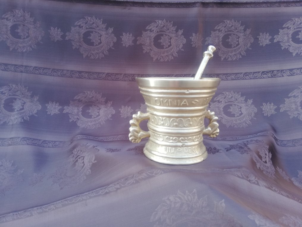 Morter - Messing - Morter Amor Vincit #1.0