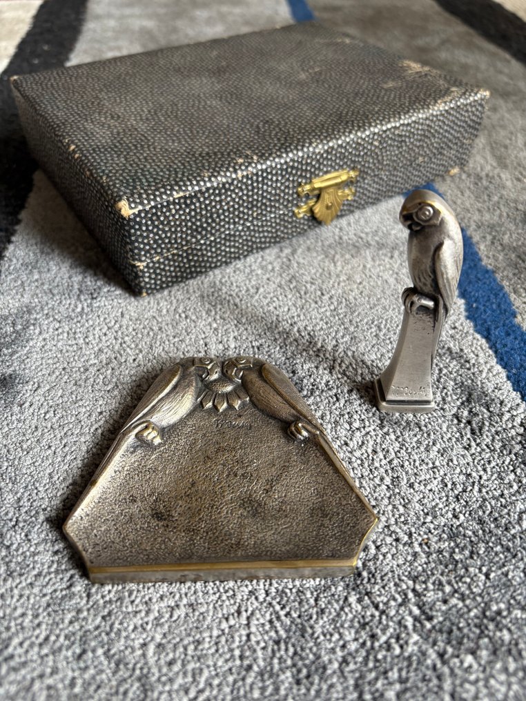 Skrivebord-sett  (2) - Forsølvet bronse, 750 (18 karat) gull, Gullplattert, Bakelitt #1.0