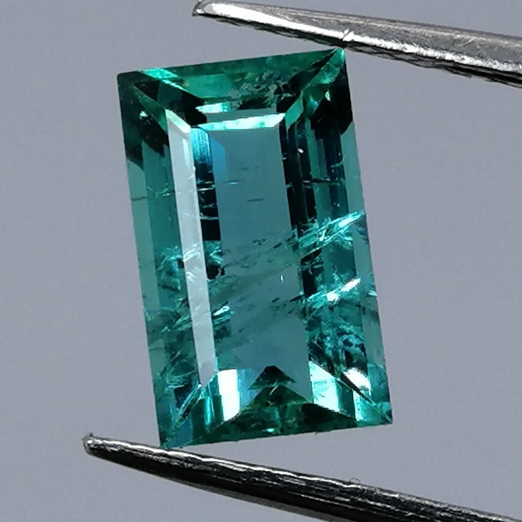 Emerald - 1.13 ct - Instituto Gemólogico Español (IGE) - Oil Minor #3.2
