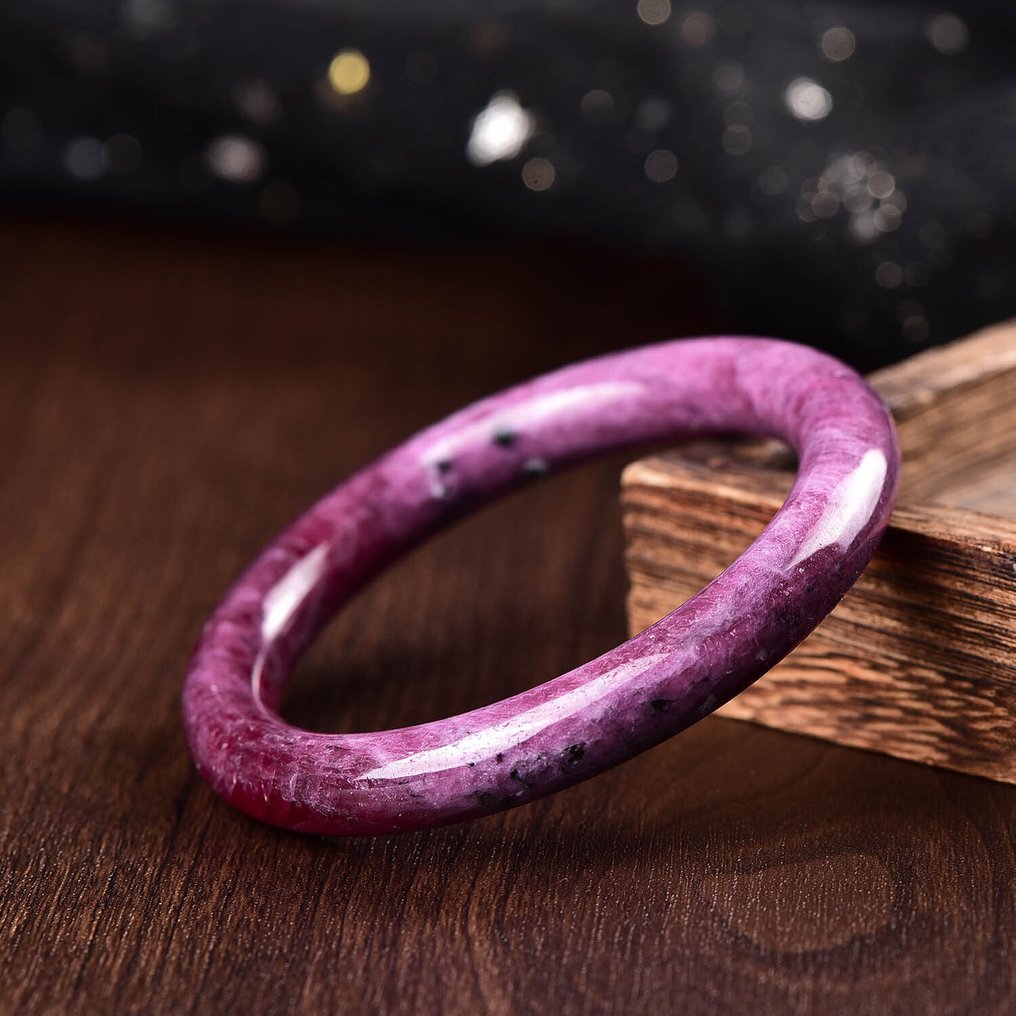 ALGT Certified - Exclusive and High-Quality Natural Ruby Bangle - Meticulously Cut and Polished from a Single Stone- 62.88 g #4.3