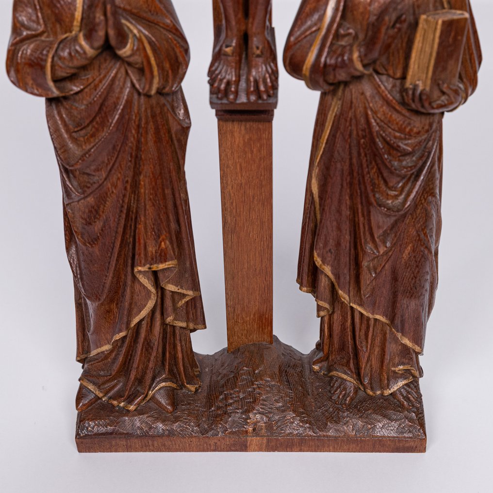 Intaglio neogotico in legno, Gesù, Giovanni e Maria. - Quercia - 1850-1900 #4.3