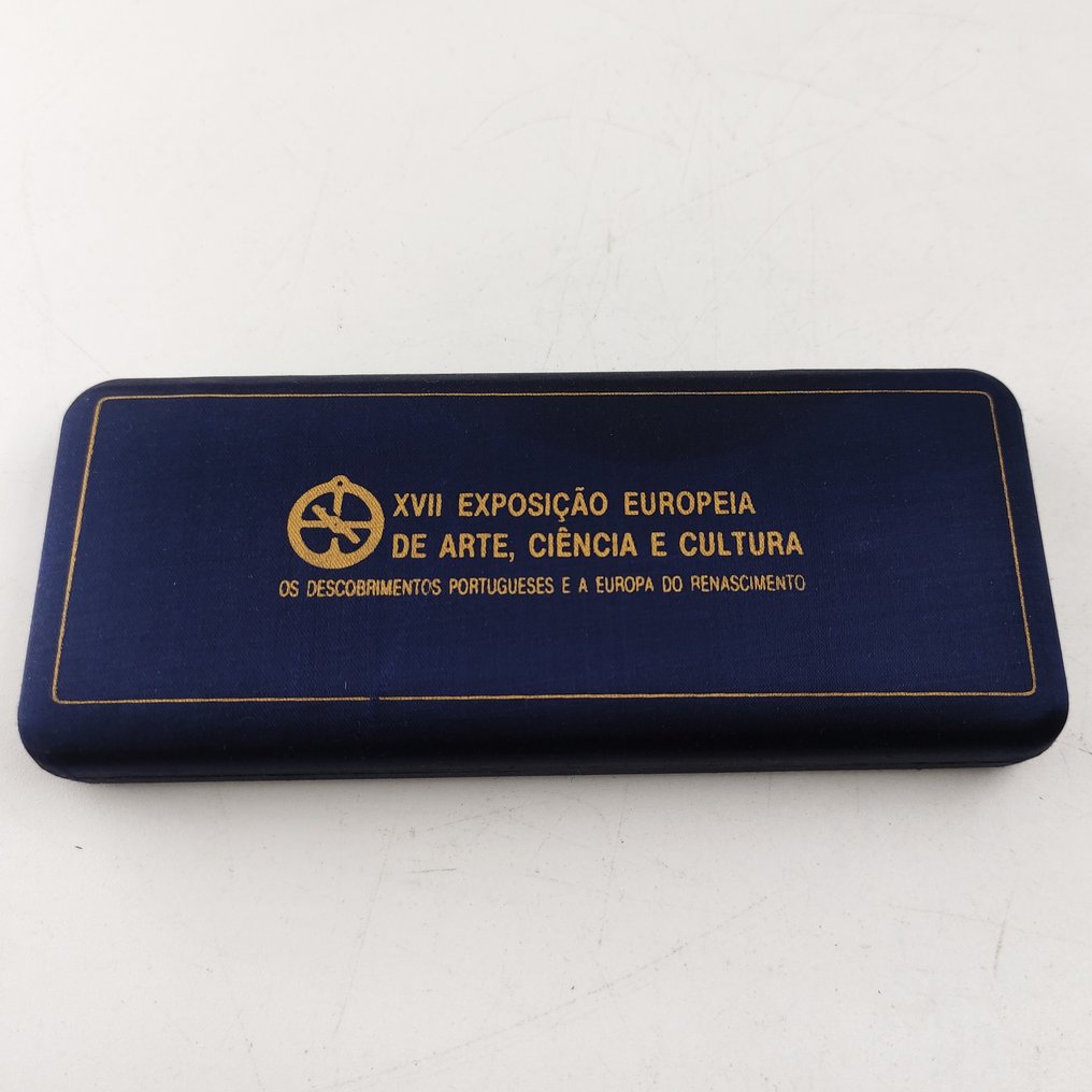 Portugal. Silver Proof Set with 3 Commemorative Coins: 500 + 750 + 1000 Escudos (40,5g) 1983 (Ohne Mindestpreis) #1.0