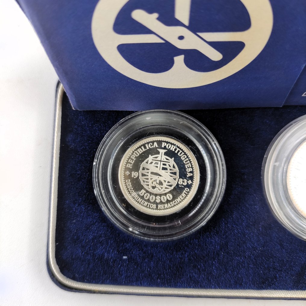 Portugal. Silver Proof Set with 3 Commemorative Coins: 500 + 750 + 1000 Escudos (40,5g) 1983 (Ohne Mindestpreis) #2.1