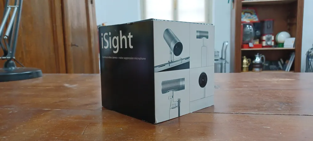 Apple A1023 - Isight Apple iSight FireWire camera #1.1