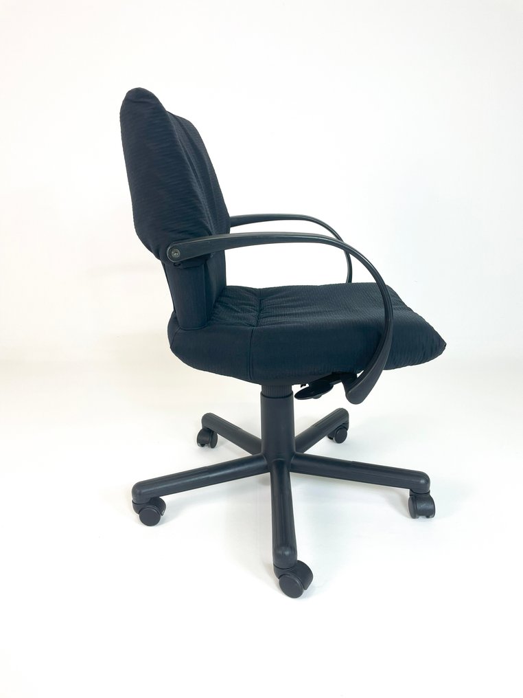 Vitra - Mario Bellini - Szék - figura - Műanyag, Textil #1.0