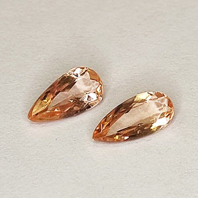 2 pcs  Topas  - 1.21 ct - Antwerp Laboratory for Gemstone Testing (ALGT) - IMPERIAL #3.2