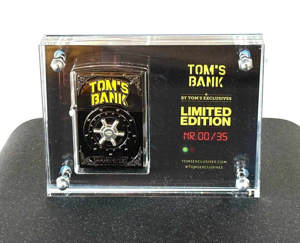 Zippo - Zippo Tom’s Bank Black Edition PROMO LAST ONE! - Ingen mindstepris - Lighter - Messing, Træ, Emalje, Forsølvet #2.1