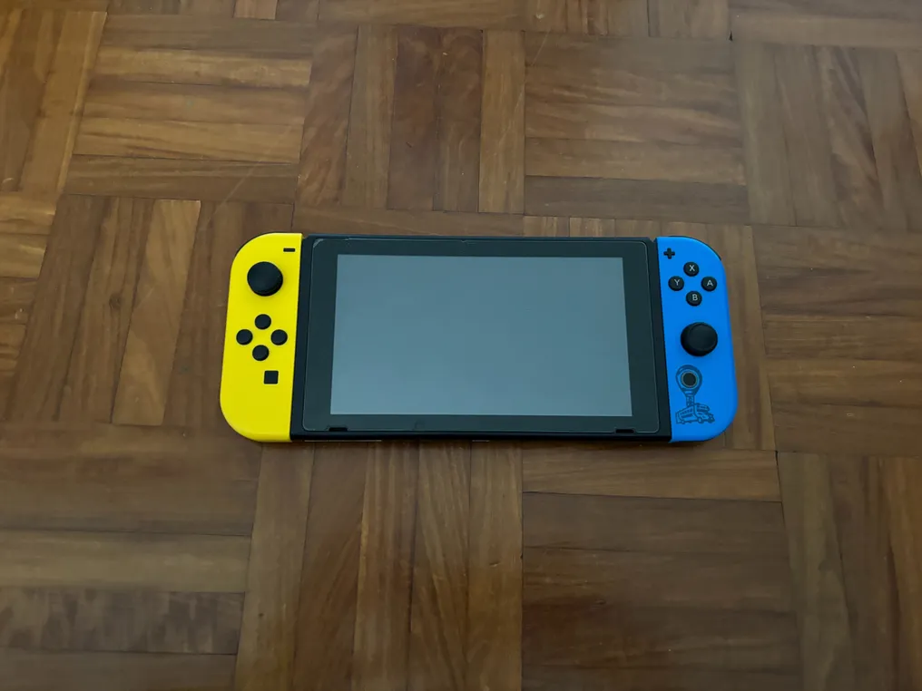 Nintendo - Switch - Nintendo Switch Fortnite Edition - Handheld game console - In original box #2.1