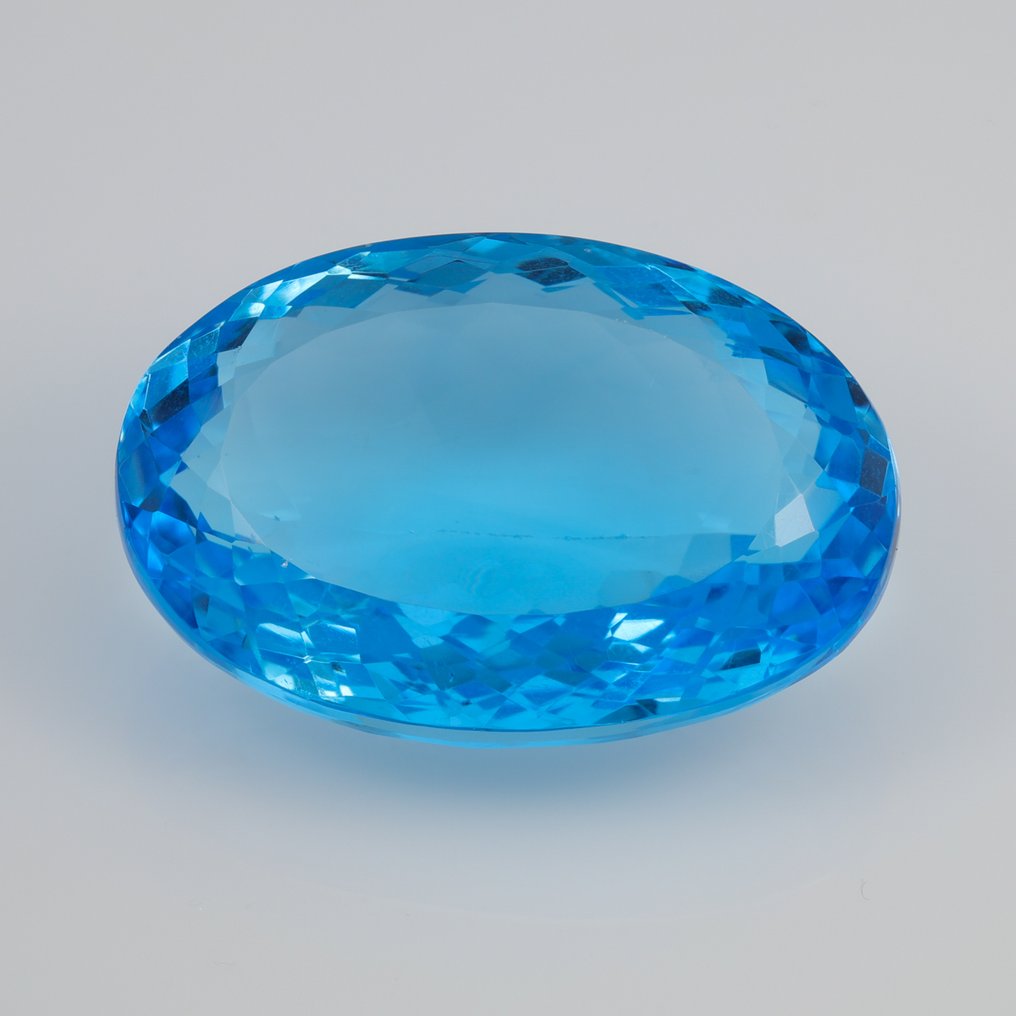 Ingen mindstepris - 1 pcs Blå Topas - 48.35 ct - Gem Report Antwerp (GRA) #3.2