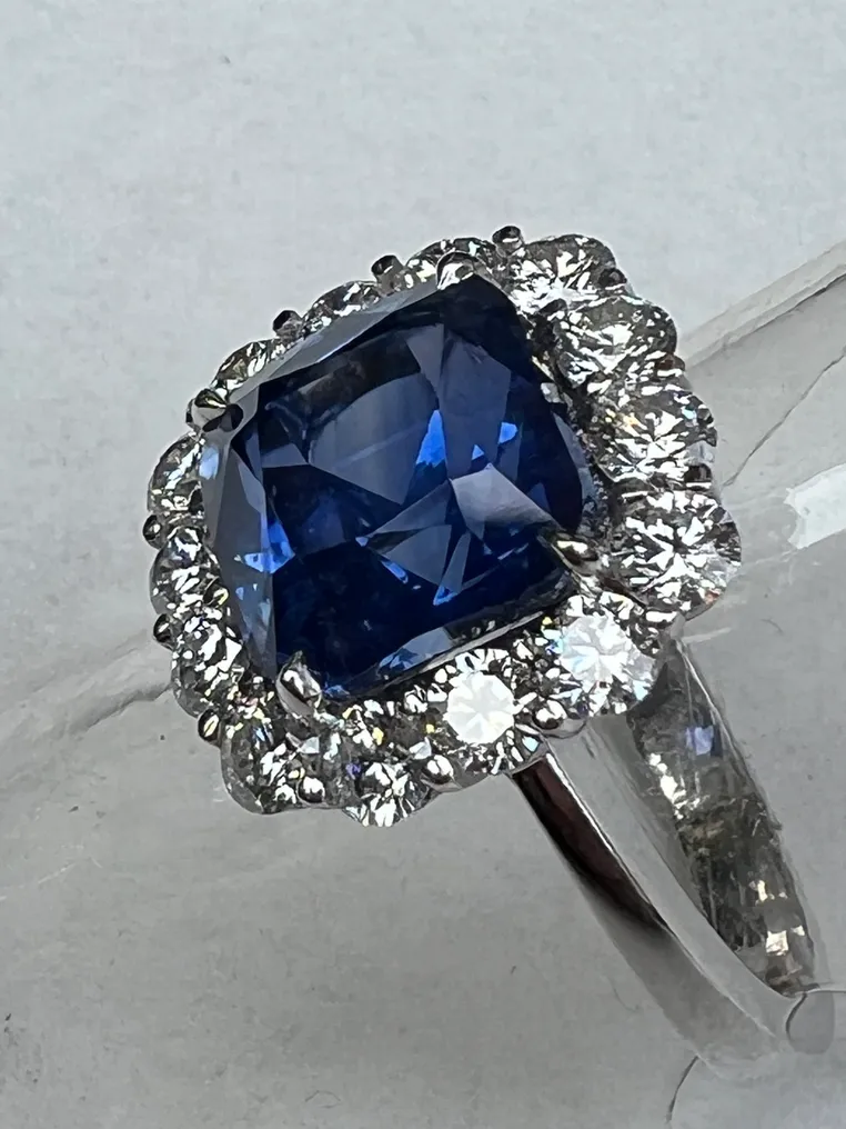 Ring - 18 kraat Hvidguld Safir - Diamant - Ceylon Saphir, top-farve #3.2