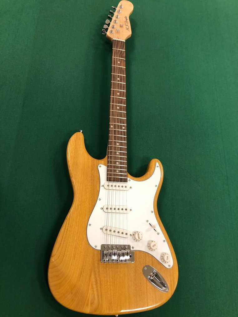 M.J.DOUGLAS - SST-15 - - Elektromos gitár (Nincs minimálár) #1.0