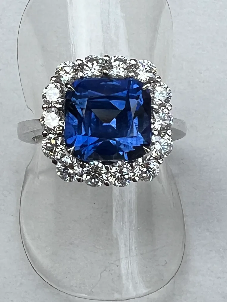 Ring - 18 kraat Hvidguld Safir - Diamant - Ceylon Saphir, top-farve #1.1