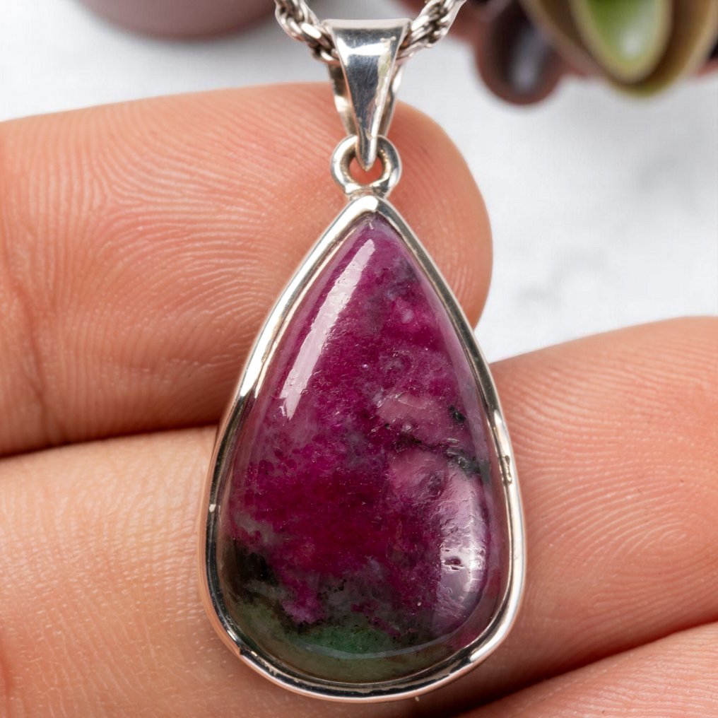 银质吊坠配红宝石紫苏石宝石台面——激情与和谐的结合 - 高度: 37 mm - 宽度: 18 mm- 8 g #2.1