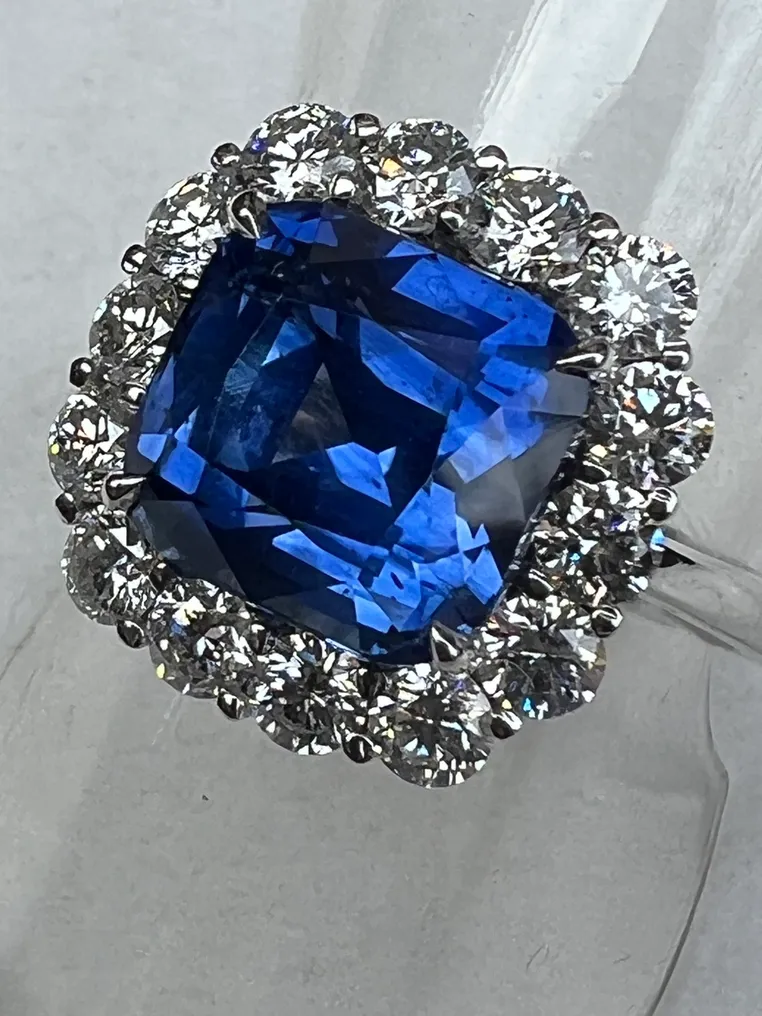 Ring - 18 kraat Hvidguld Safir - Diamant - Ceylon Saphir, top-farve #3.1