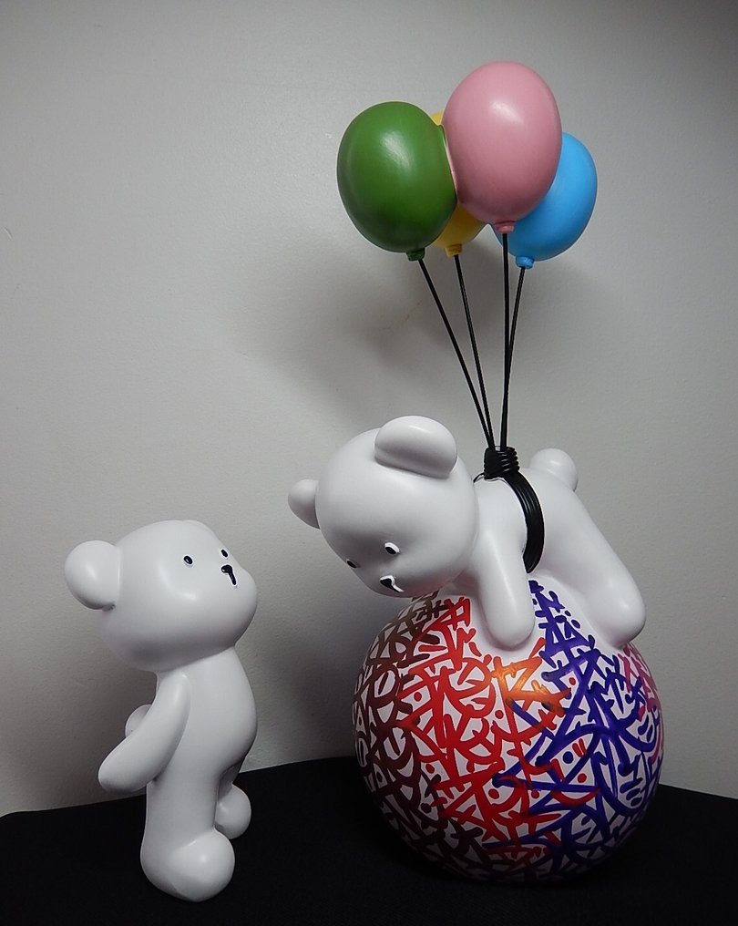 Enigme09 (1979) - Flight Bear #1.0