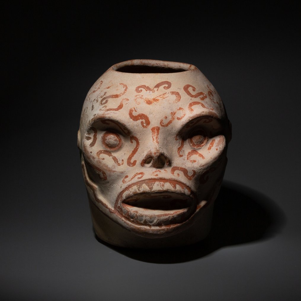 Moche, Perú Terracotta Skull shaped bowl. 200 - 600 AD. 13 cm Height. TL Tested. Spanish Import License. #4.3