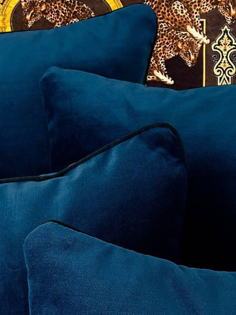 Gucci - New set of four - Cushion #3.2