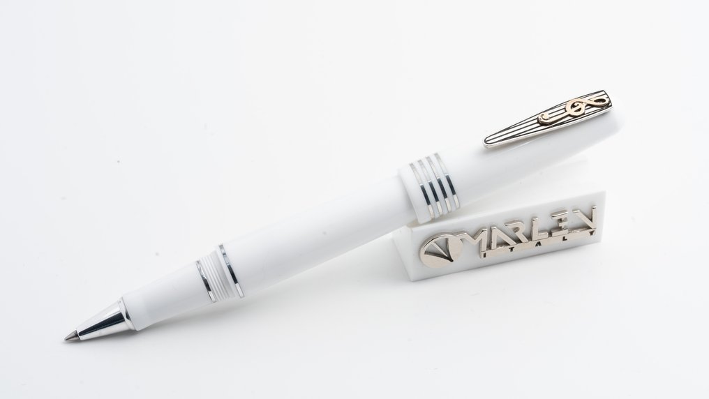 Maita - Music Bianca - Dedicata al mondo della musica | NUOVA - Roller #3.2