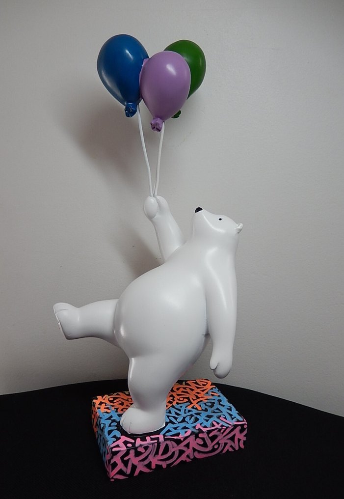 Enigme09 (1979) - Flight Bear #1.0