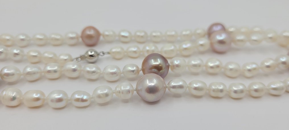 Ei pohjahintaa - Kaulakoru Hopea, 6x11mm vaaleanpunaiset ja valkoiset Edison-helmet. #4.3