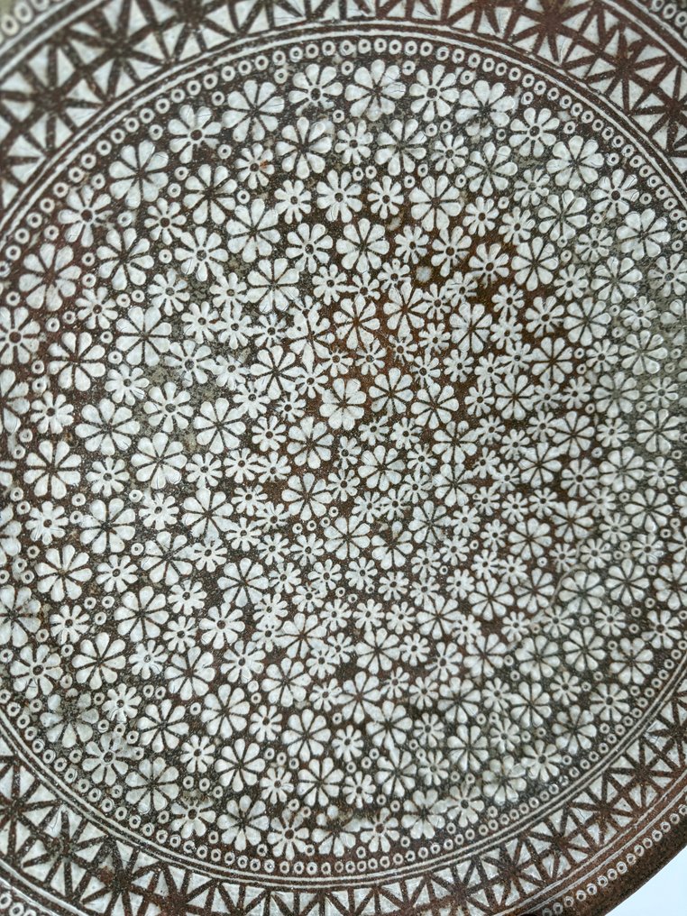益子焼灰釉象嵌大皿 Extra Large Mashiko ware Ash-glazed