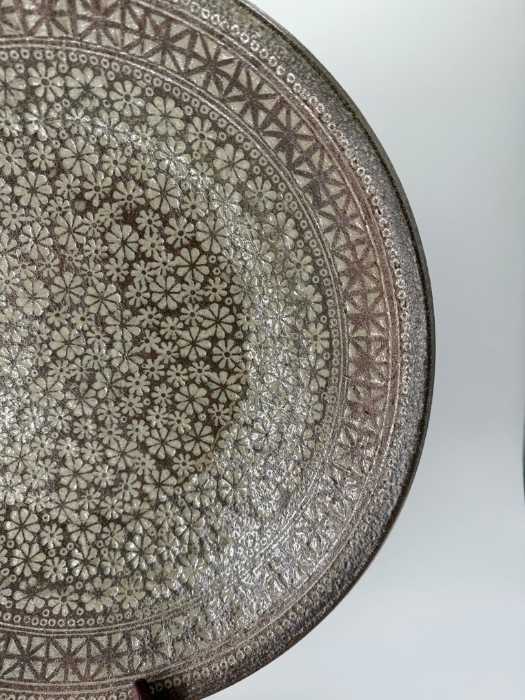 益子焼灰釉象嵌大皿 Extra Large Mashiko ware Ash-glazed