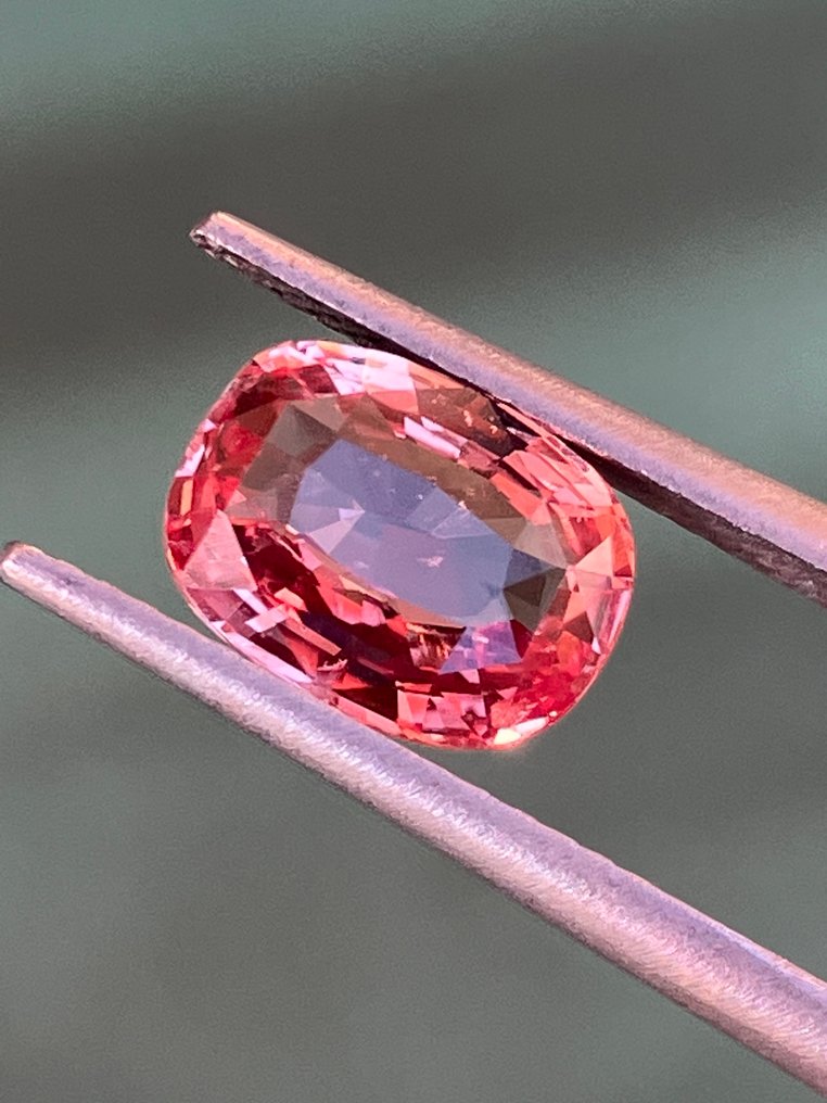 1 pcs 橙色, 粉色 莲花蓝宝石 - 2.01 ct - 瑞士宝石研究中心(GRS) #1.0