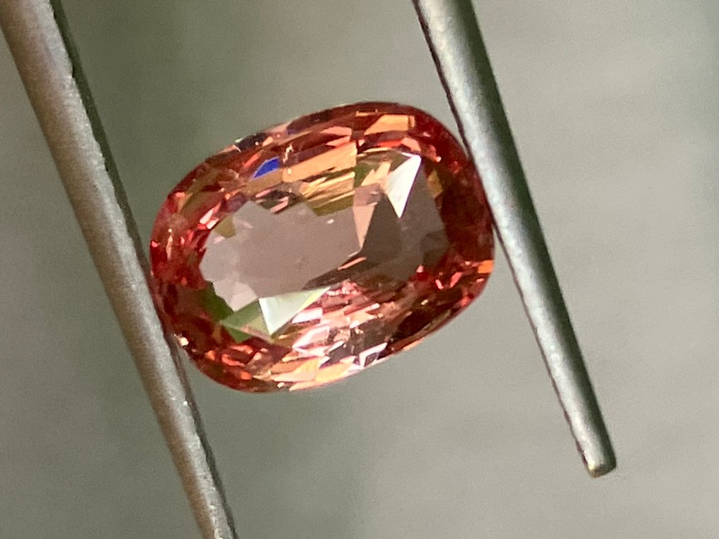 1 pcs 橙色, 粉色 莲花蓝宝石 - 2.01 ct - 瑞士宝石研究中心(GRS) #3.2